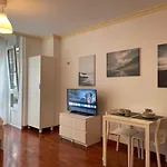 Cies Suitel López De Neira 28 - Your 4* Vigo