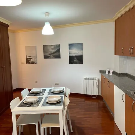 Cies Suitel Lopez De Neira 28 - Your 3* Vigo