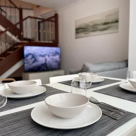 Cies Suitel Lopez De Neira 28 - Your Aparthotel 3*