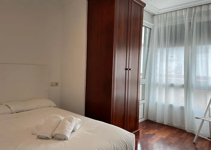 Cies Suitel Lopez De Neira 28 - Your Vigo